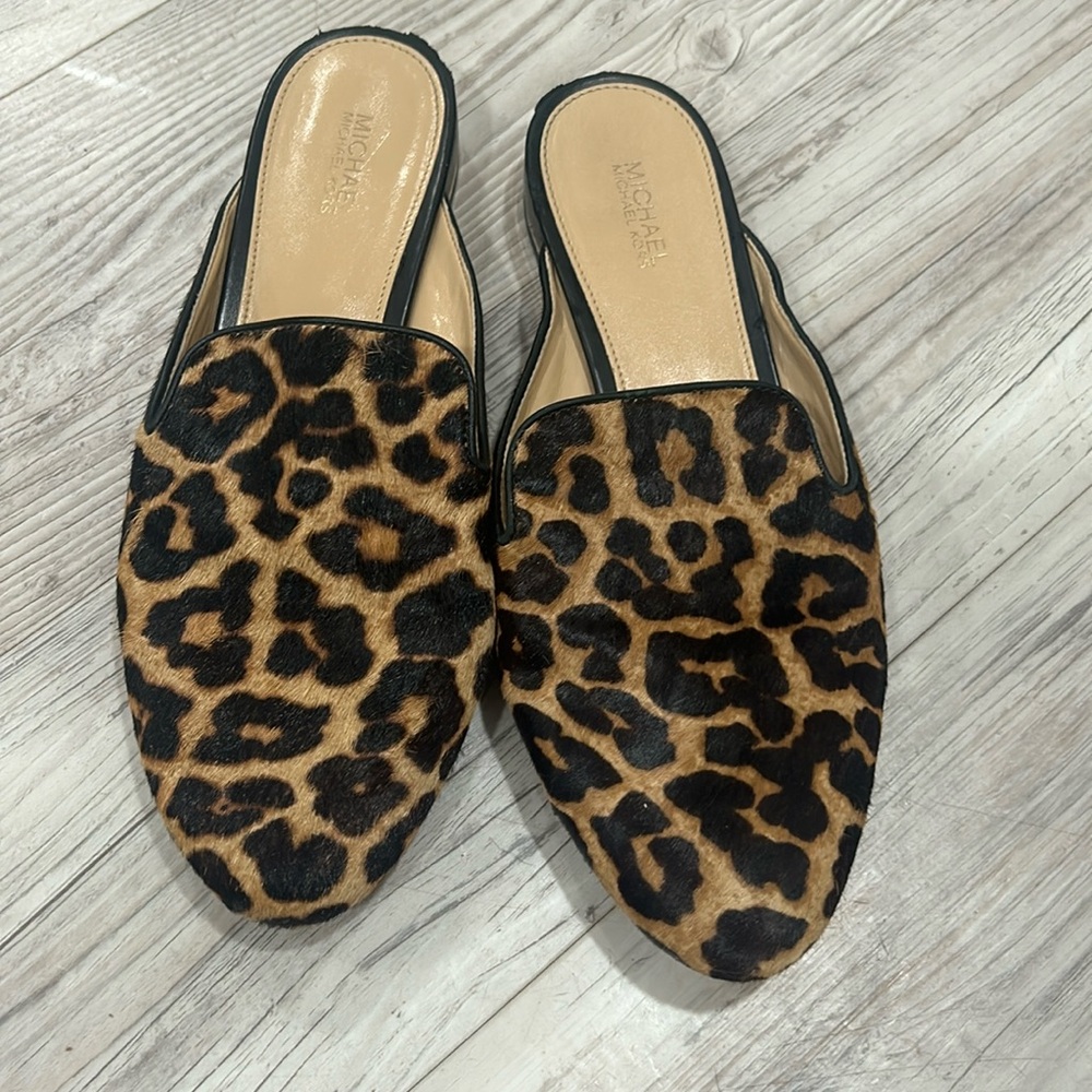 MIKHAEL KORS Slides Size 8